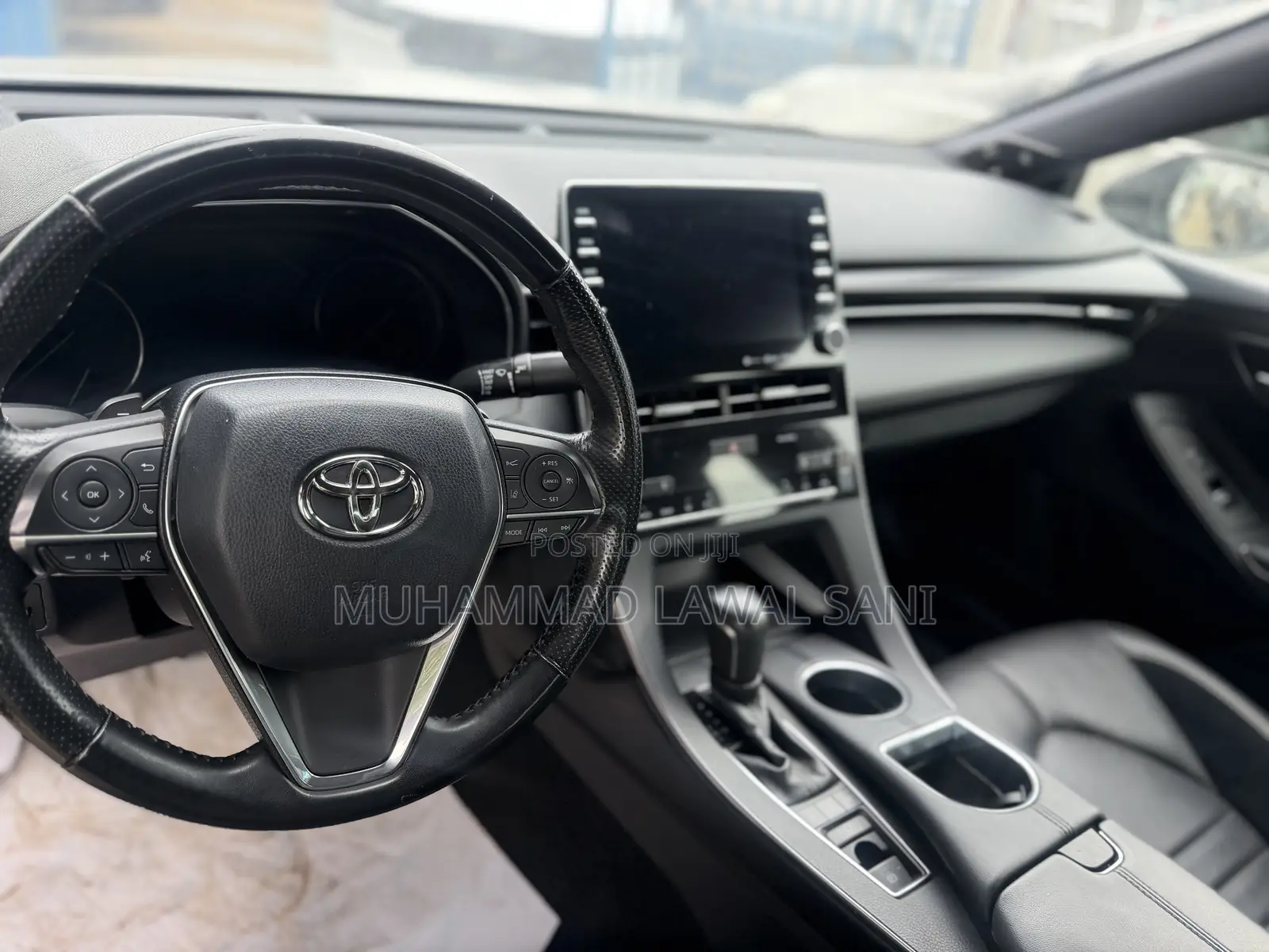 Toyota Avalon 2019 Silver