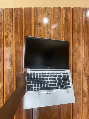 Laptop HP EliteBook 840 G7 8GB Intel Core i5 SSD 256GB