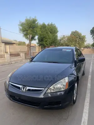 Honda Accord 2005 Gray