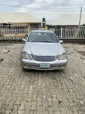 Mercedes-Benz C280 2007 Silver