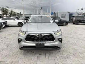 Toyota Highlander Limited AWD 2020 Silver