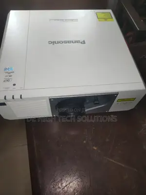 Panasonic Professional Laser Daylight Projector – 5400 Lumens
