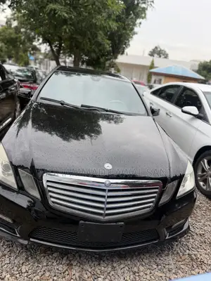 Mercedes-Benz E350 2010 Black