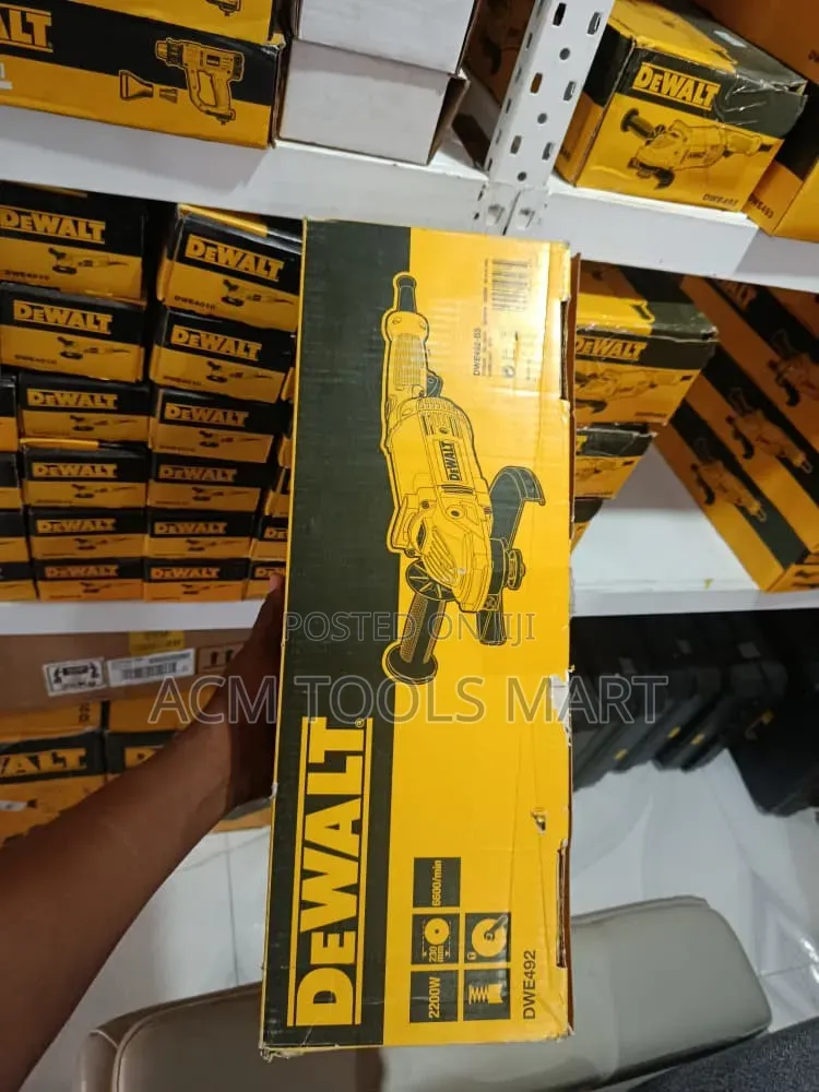 Dewalt Dwe492 9" Angle Grinder 2200w