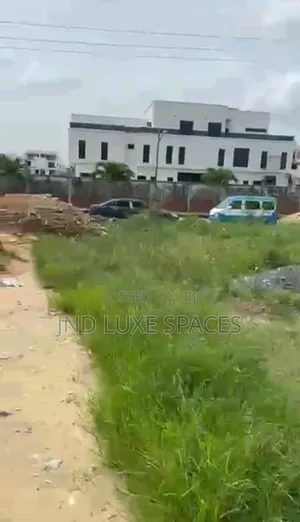 1000 + Sqmtrs, Off Olorunnibe Mamowora Street