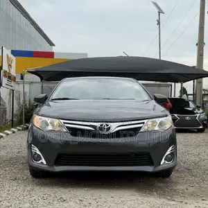 Toyota Camry 2013 Gray
