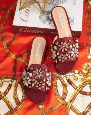 Luxury Rhinestone Embellished Flat Slippers for Women Designer Slides