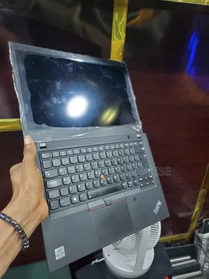 Laptop Lenovo ThinkPad T14 G1 16GB Intel Core i7 SSD 256GB
