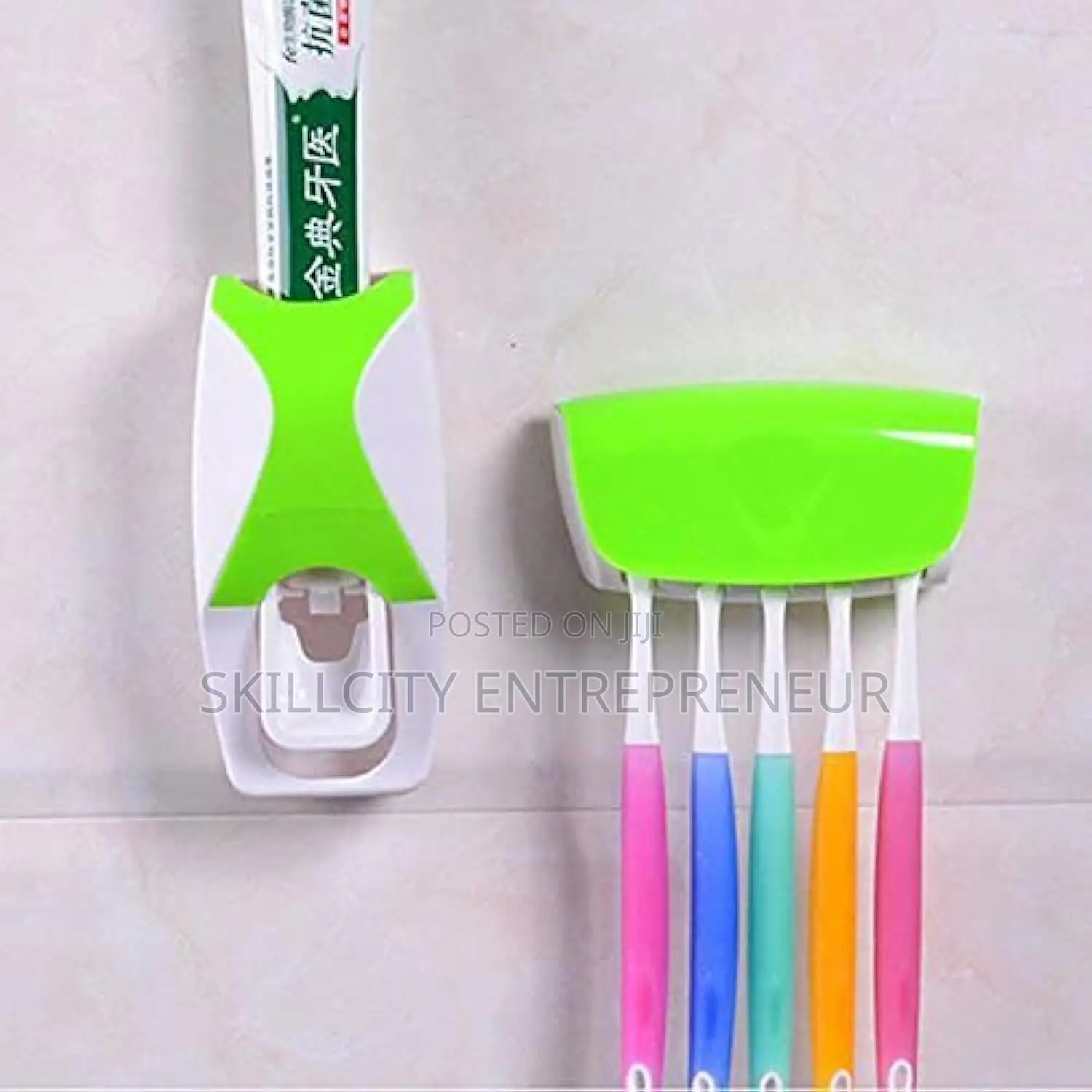 Automatic Toothpaste Squeezing Device