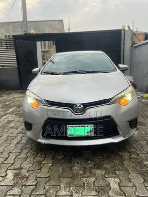 Toyota Corolla 2015 Silver