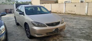 Toyota Camry 2006 Gold