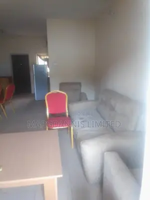 14bdrm Block of Flats in Ring Road for rent
