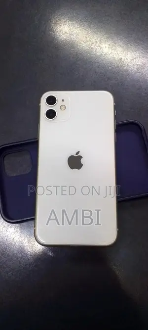 Apple iPhone 11 64 GB White
