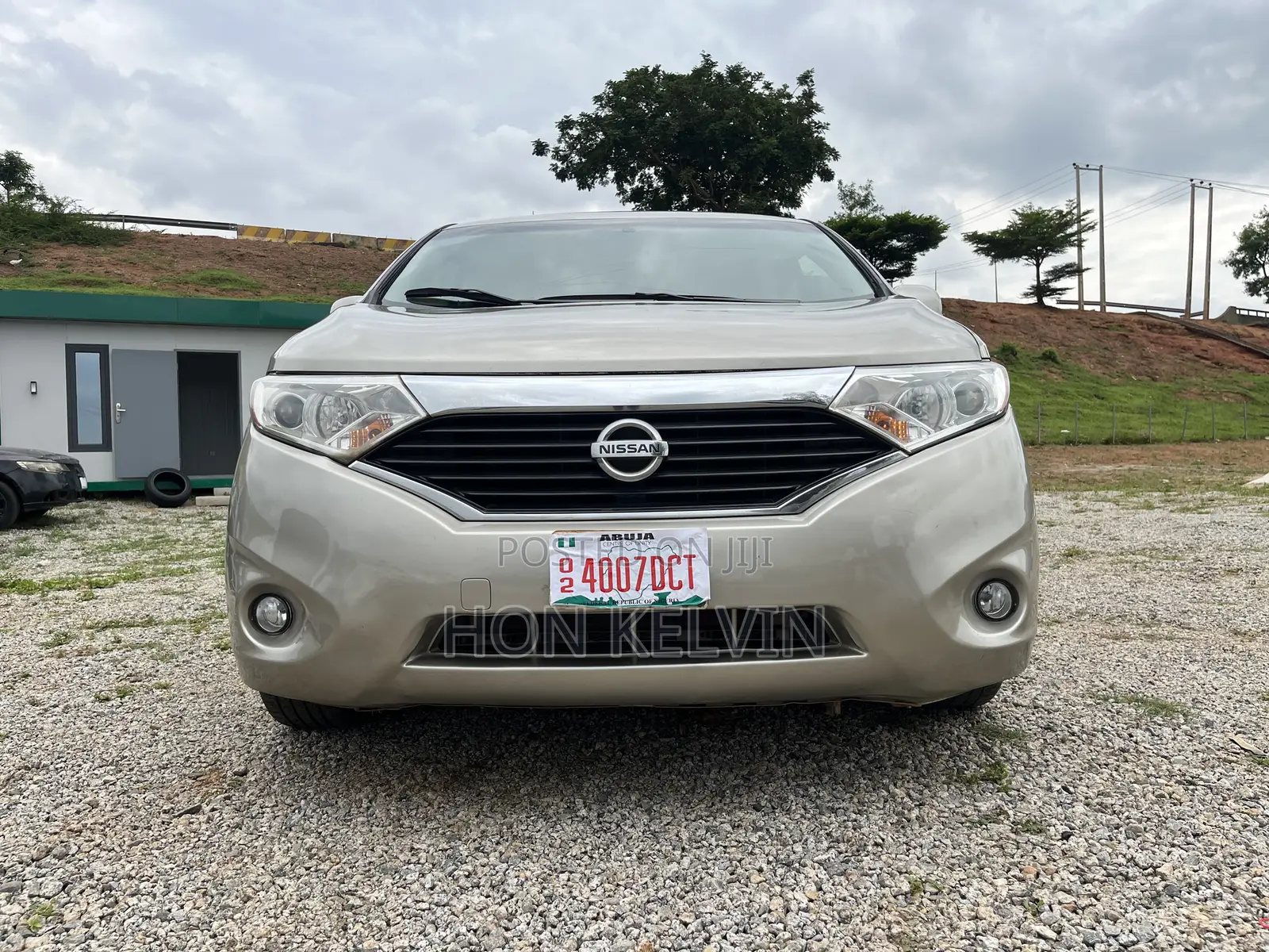Nissan Quest S 2012 Gold