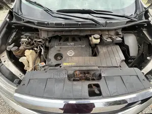 Nissan Quest S 2012 Gold
