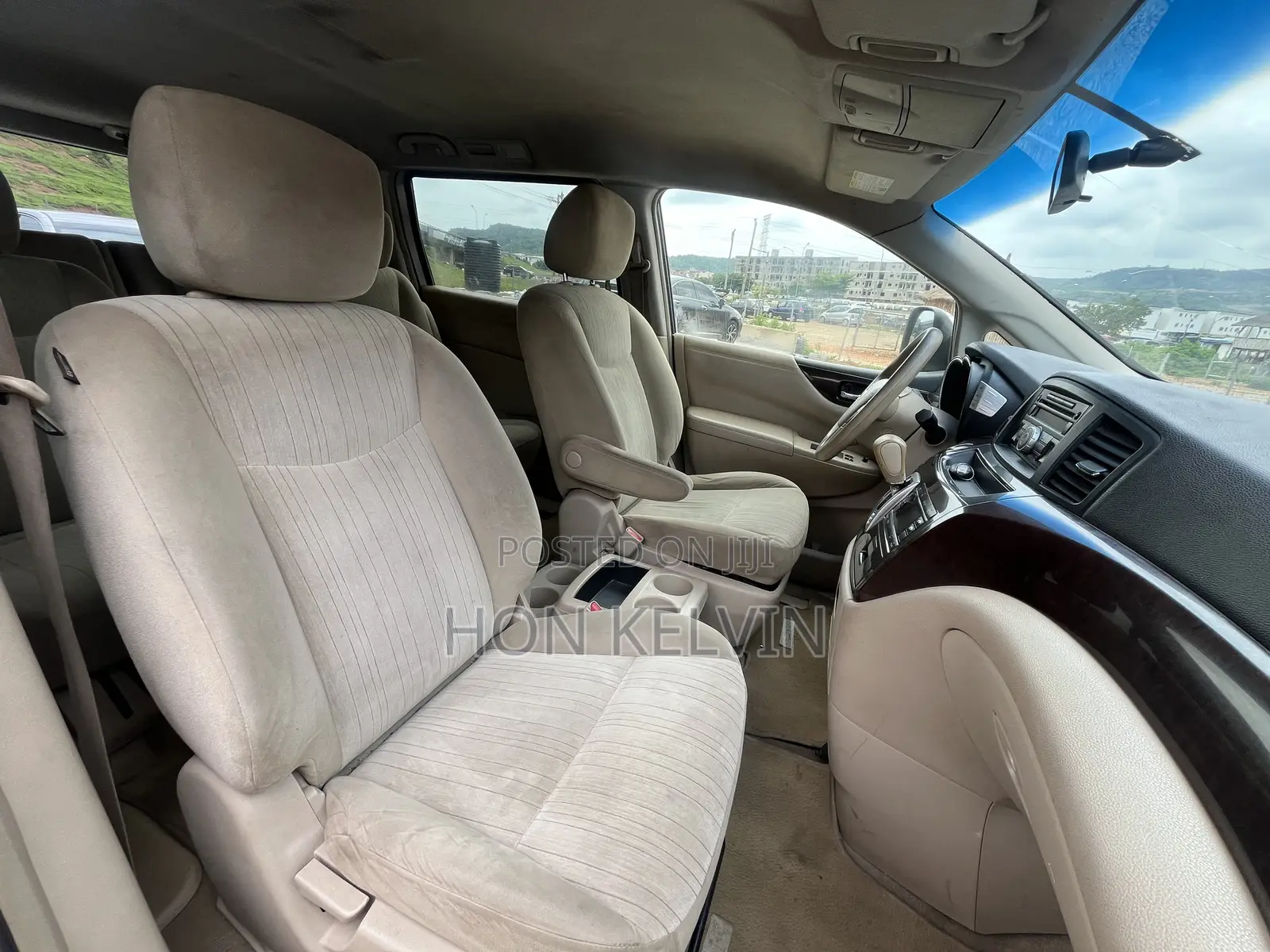 Nissan Quest S 2012 Gold