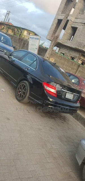 Mercedes-Benz C300 2010 Black