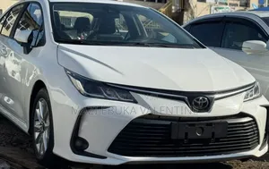 New Toyota Corolla 2024 White