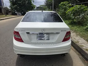Mercedes-Benz C300 2009 White