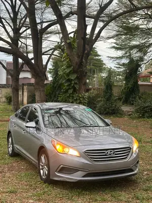 Hyundai Sonata Base Sedan FWD (2.4L 4cyl 6A) 2016 Silver