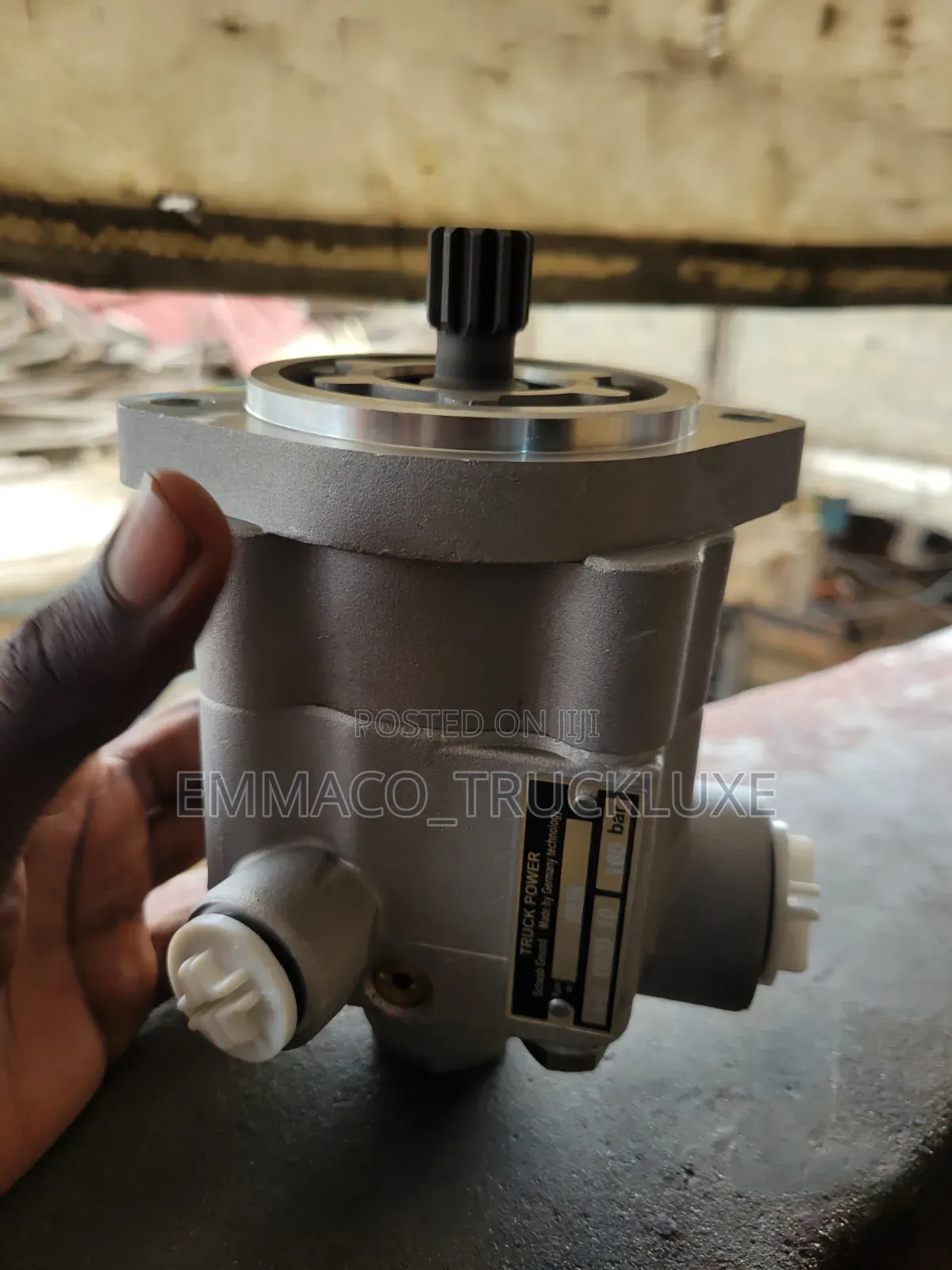 Power Steering Pump for Mack