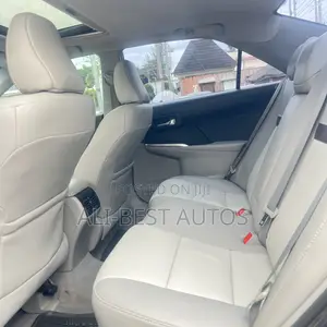 Toyota Camry XLE V6 4dr Sedan (3.5L 6cyl 6A) 2013 Gray