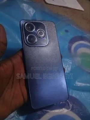 Infinix Hot 40 128 GB Blue