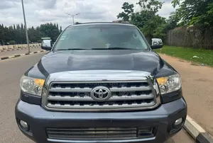 Toyota Sequoia 2010 Gray