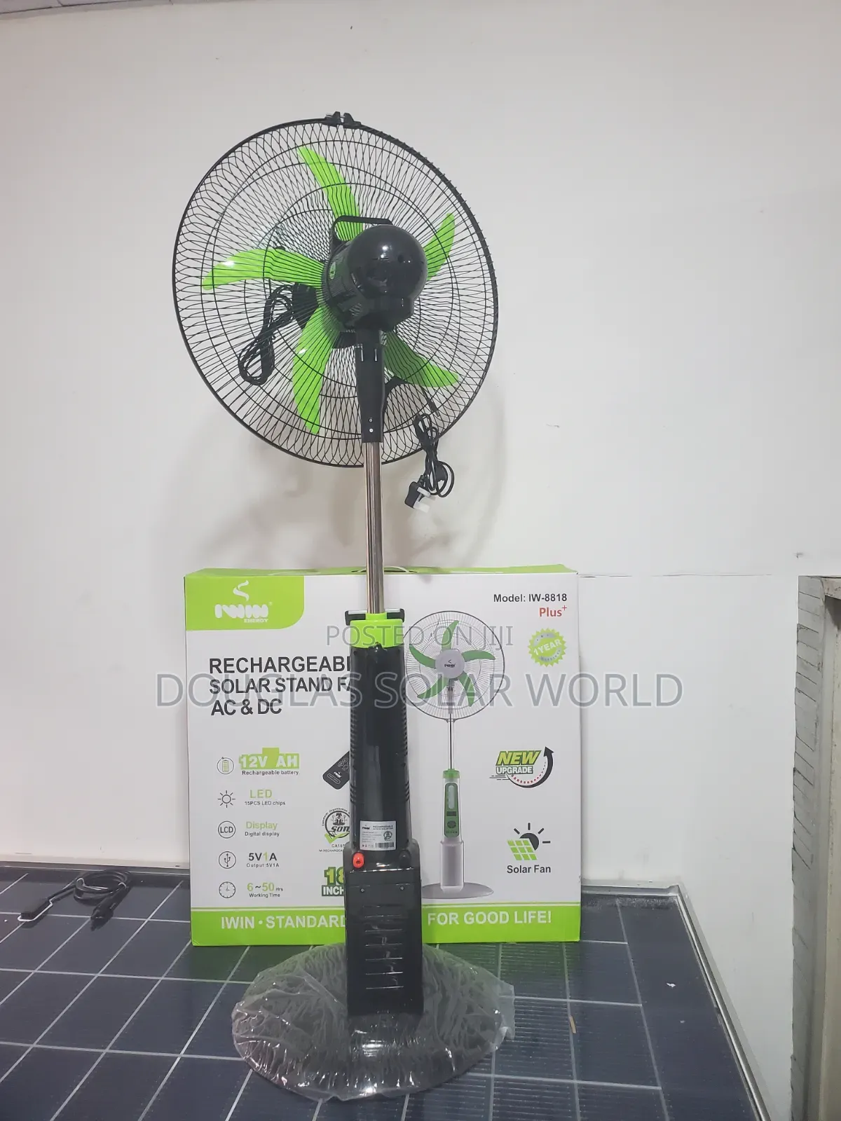 Iwin 18" AC/Dc Solar Rechargeable Standing Fan
