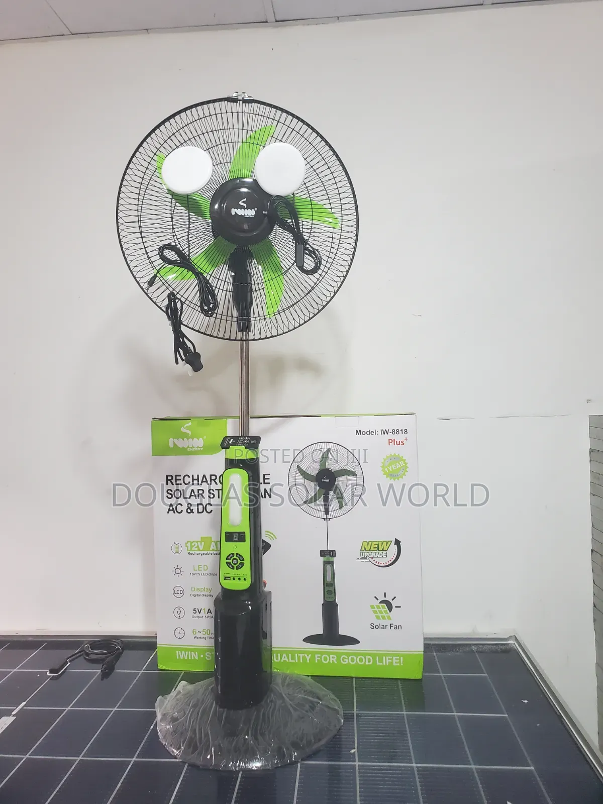 Iwin 18" AC/Dc Solar Rechargeable Standing Fan