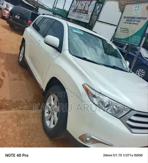 Toyota Highlander 2012 White