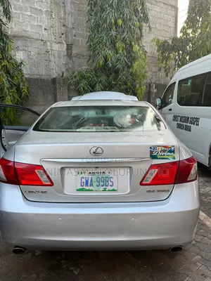 Toyota Lexcen 2010 Gray
