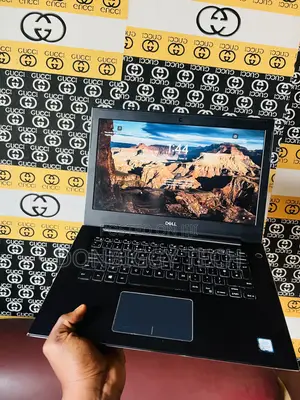 New Laptop Dell Vostro 5481 8GB Intel Core i5 SSD 128GB