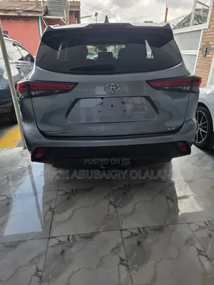 Toyota Highlander 2020 Blue