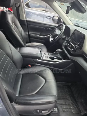 Toyota Highlander 2020 Blue