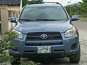 Toyota RAV4 2010 Blue