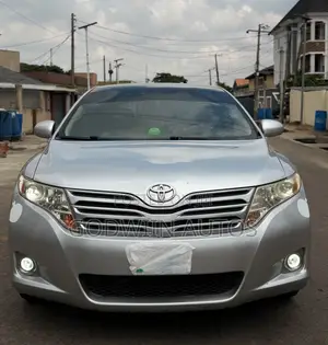 Toyota Venza V6 2010 Silver