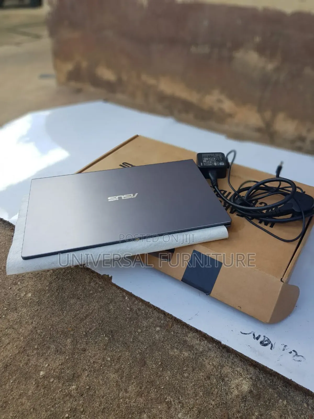 Laptop Asus X415J 4GB Intel Core i3 HDD 1T