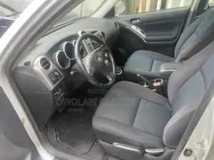 Toyota Matrix 2005 Silver