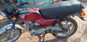 Bajaj Boxer 2018 Red