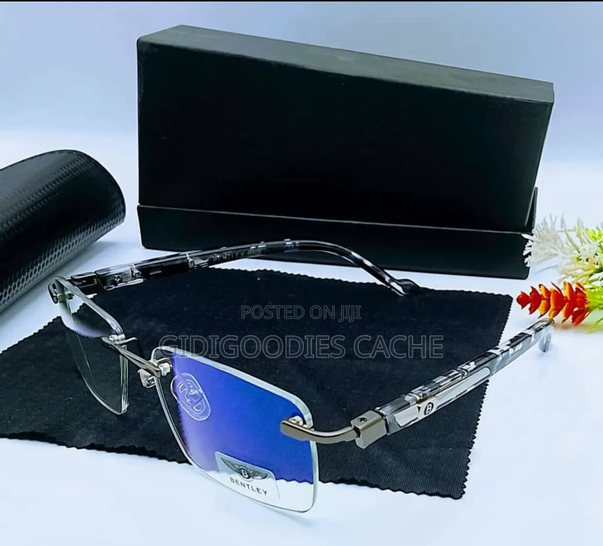 Bentley Rimless Glasses