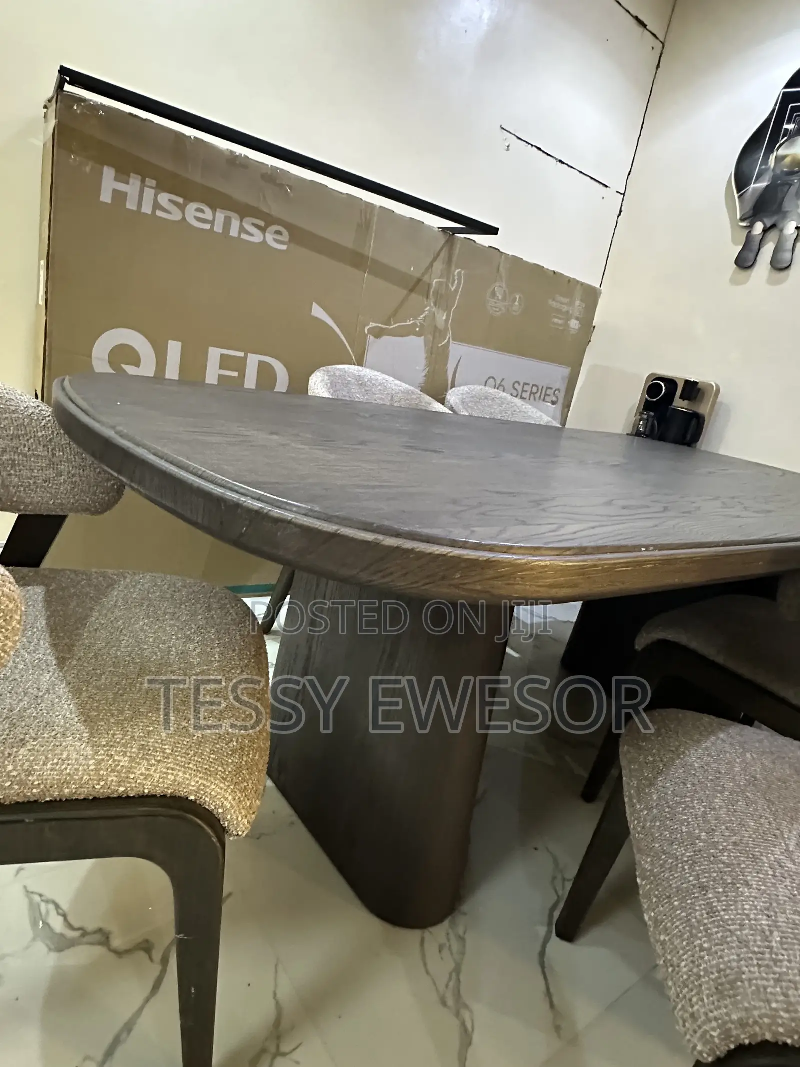 Modern Luxury Dining Set