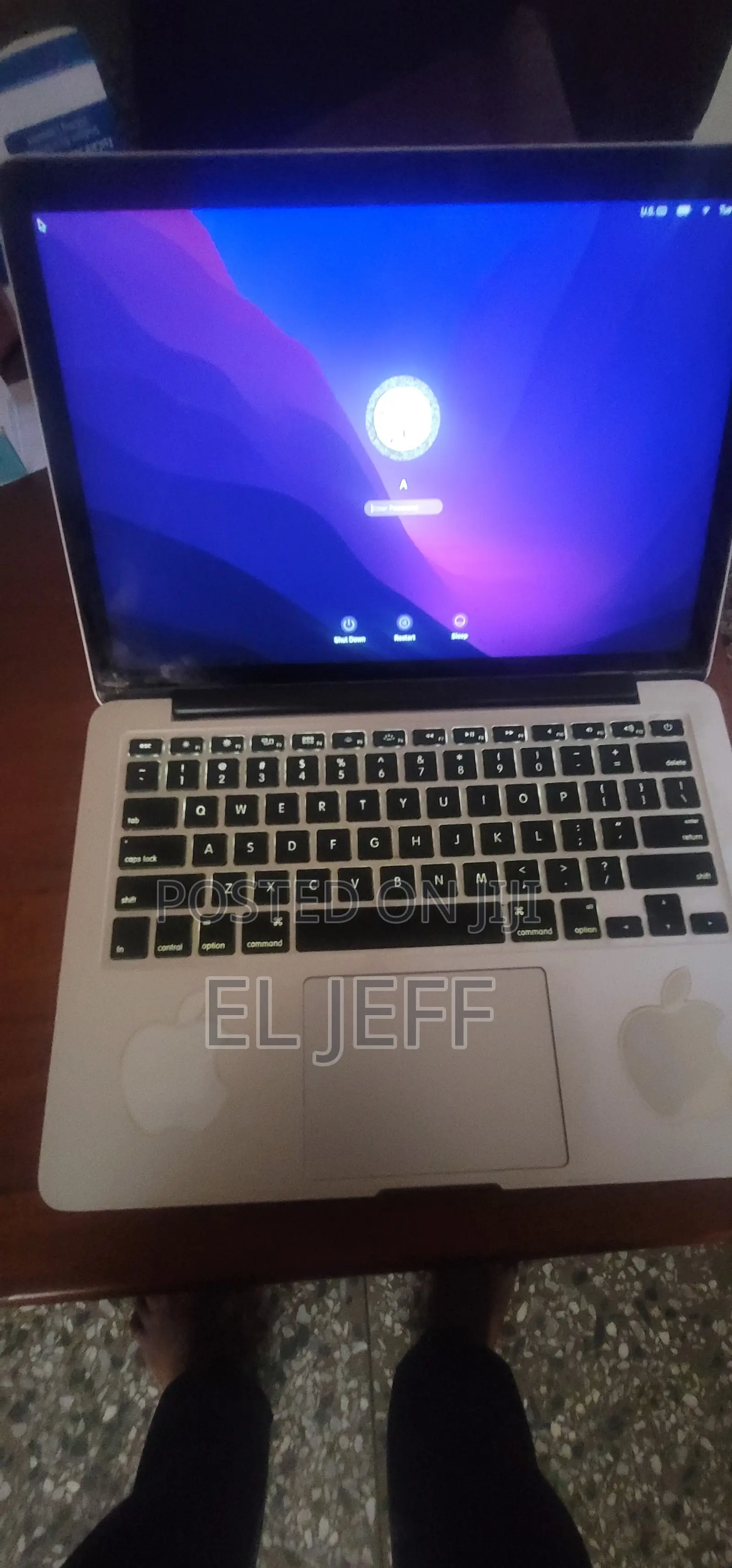 Laptop Apple MacBook Pro 2015 8GB Intel Core i5 SSD 256GB