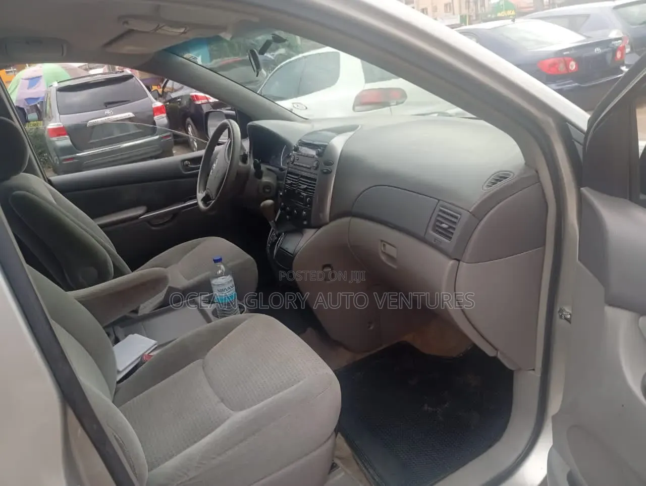 Toyota Sienna 2007 Gold