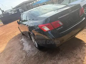 Lexus ES 350 2011 Black
