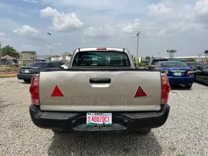 Toyota Tacoma 2006 Gold