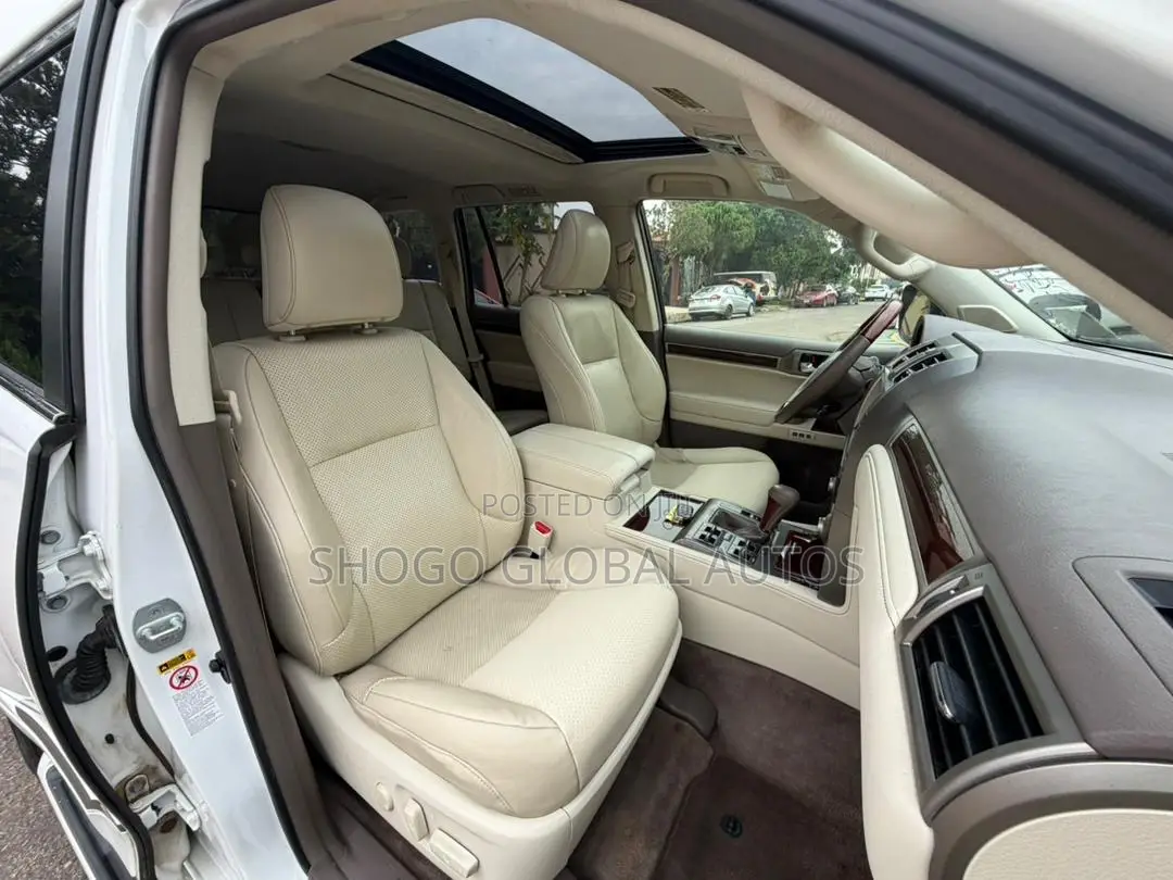 Lexus GX 460 Luxury 2016 White