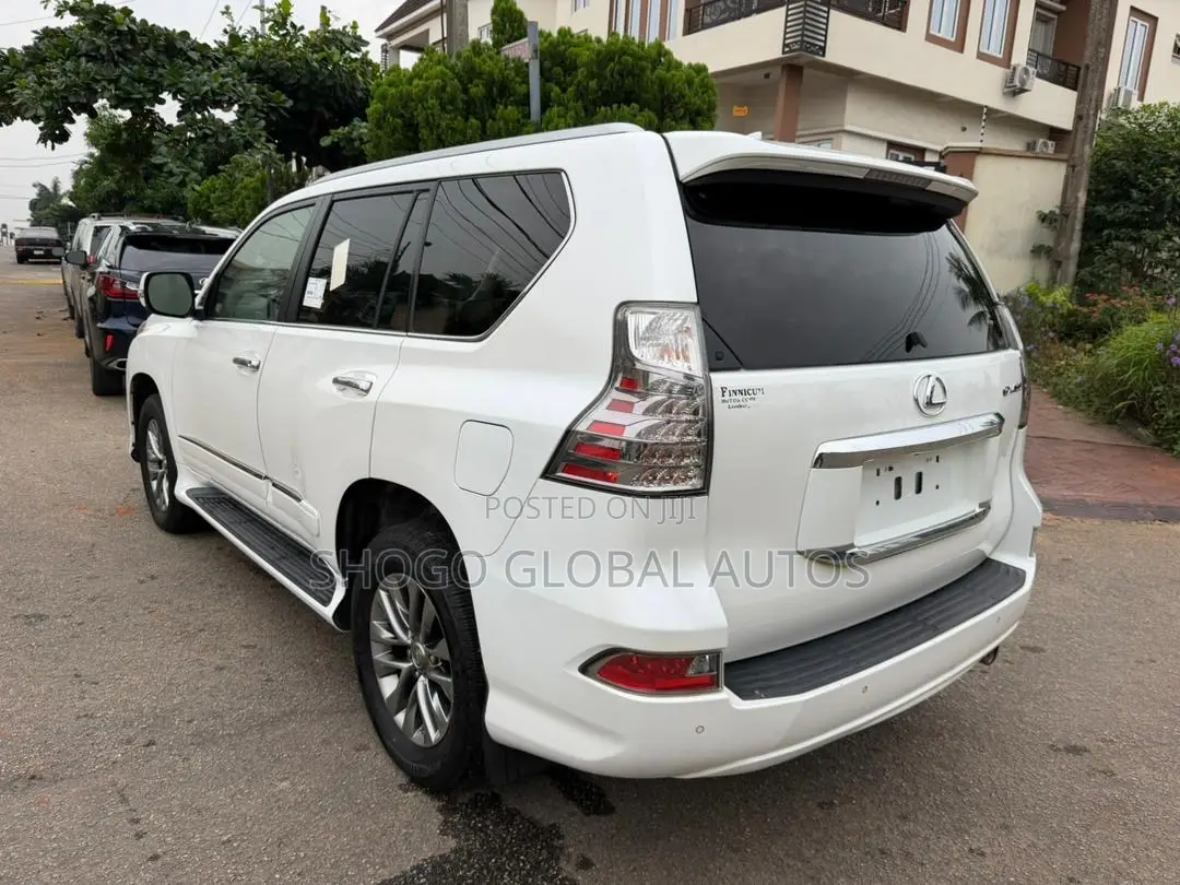 Lexus GX 460 Luxury 2016 White