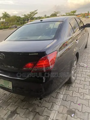 Toyota Avalon Limited 2010 Green