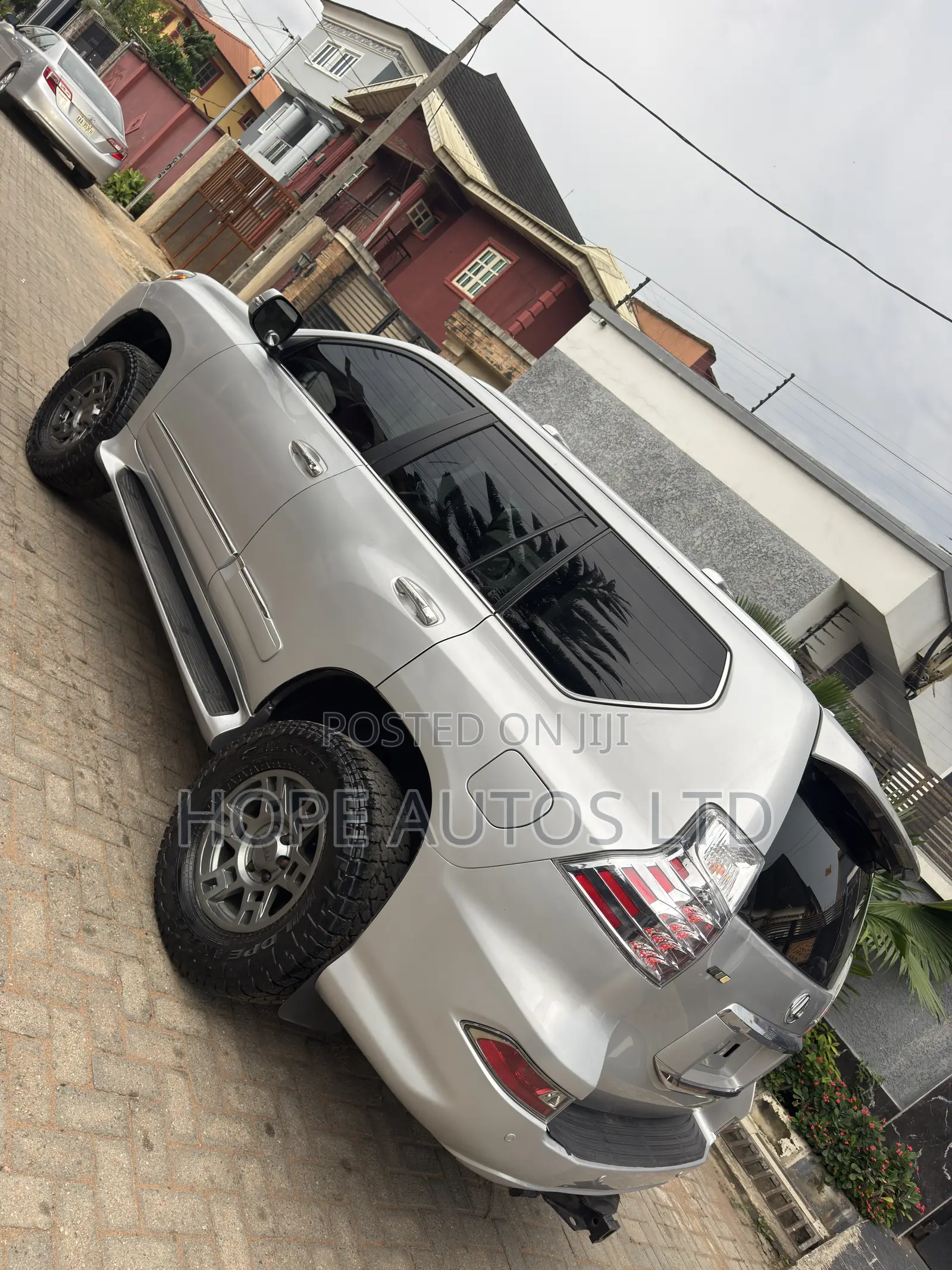Lexus GX 460 Premium 2012 Silver